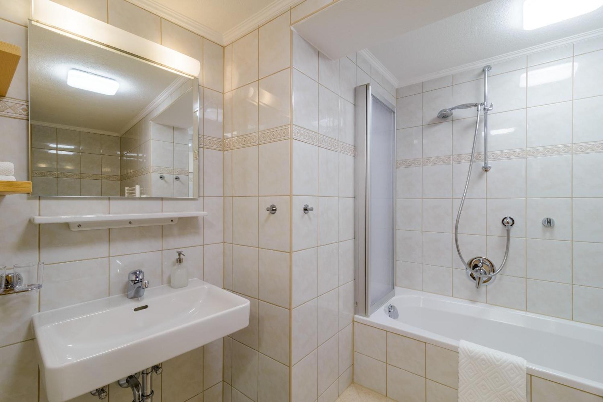Haus St. Bernard Διαμέρισμα Pettneu am Arlberg Εξωτερικό φωτογραφία
