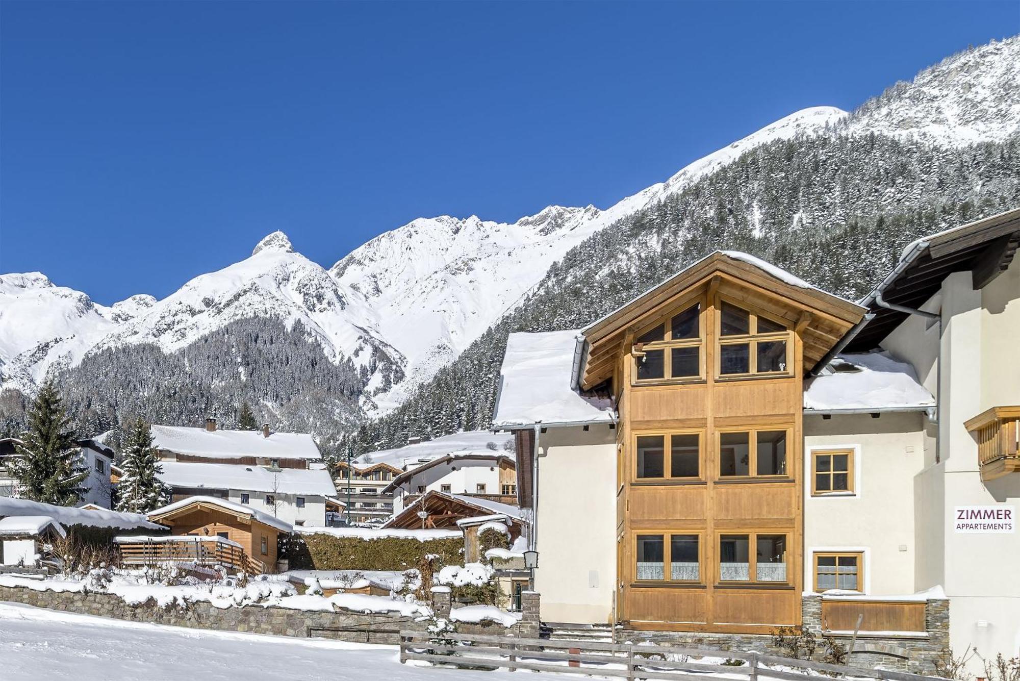 Haus St. Bernard Διαμέρισμα Pettneu am Arlberg Εξωτερικό φωτογραφία